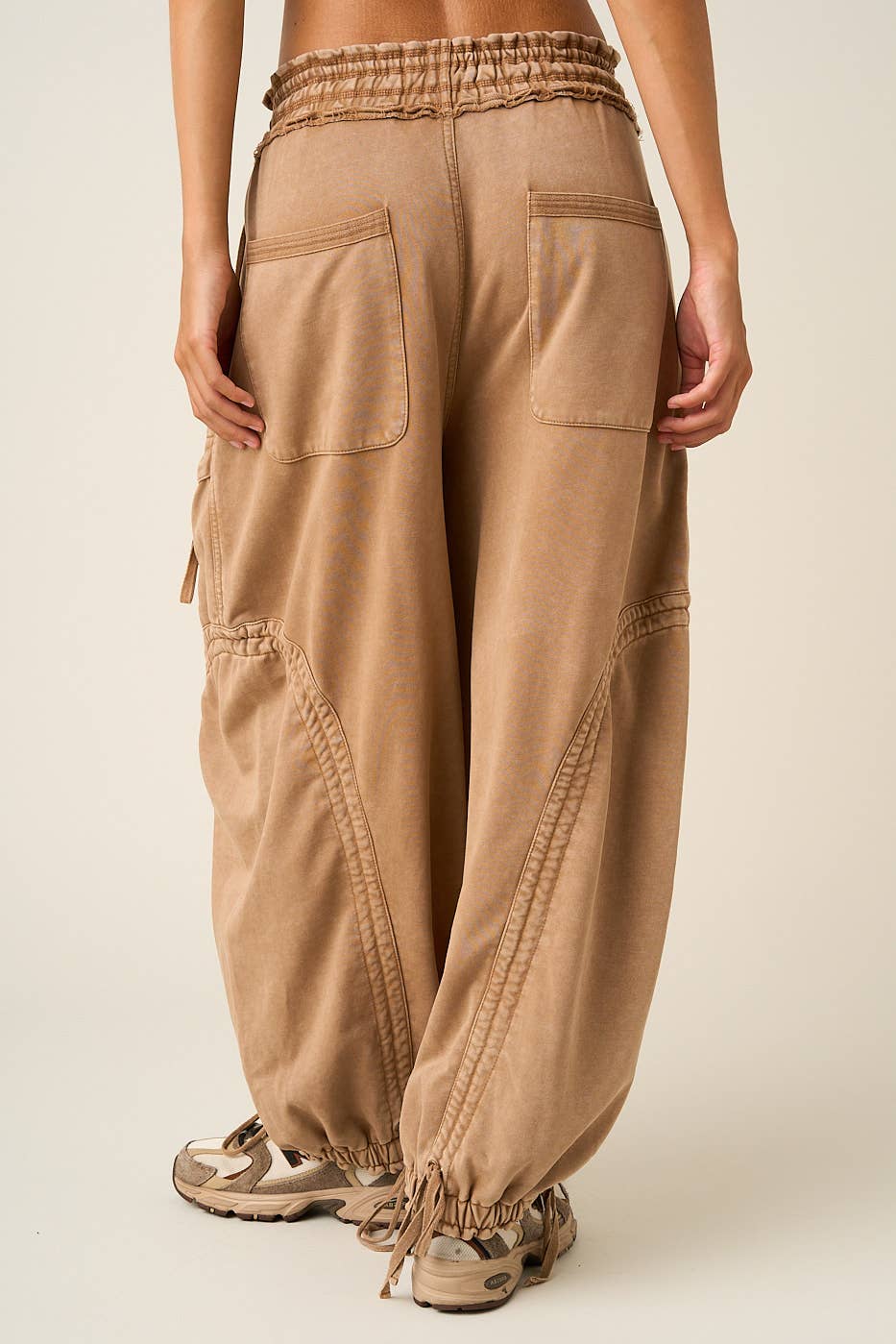 WASHED FRENCH TERRY DROP POCKET BALLOON PANTS: CAMEL / S-M-L(2-2-2)