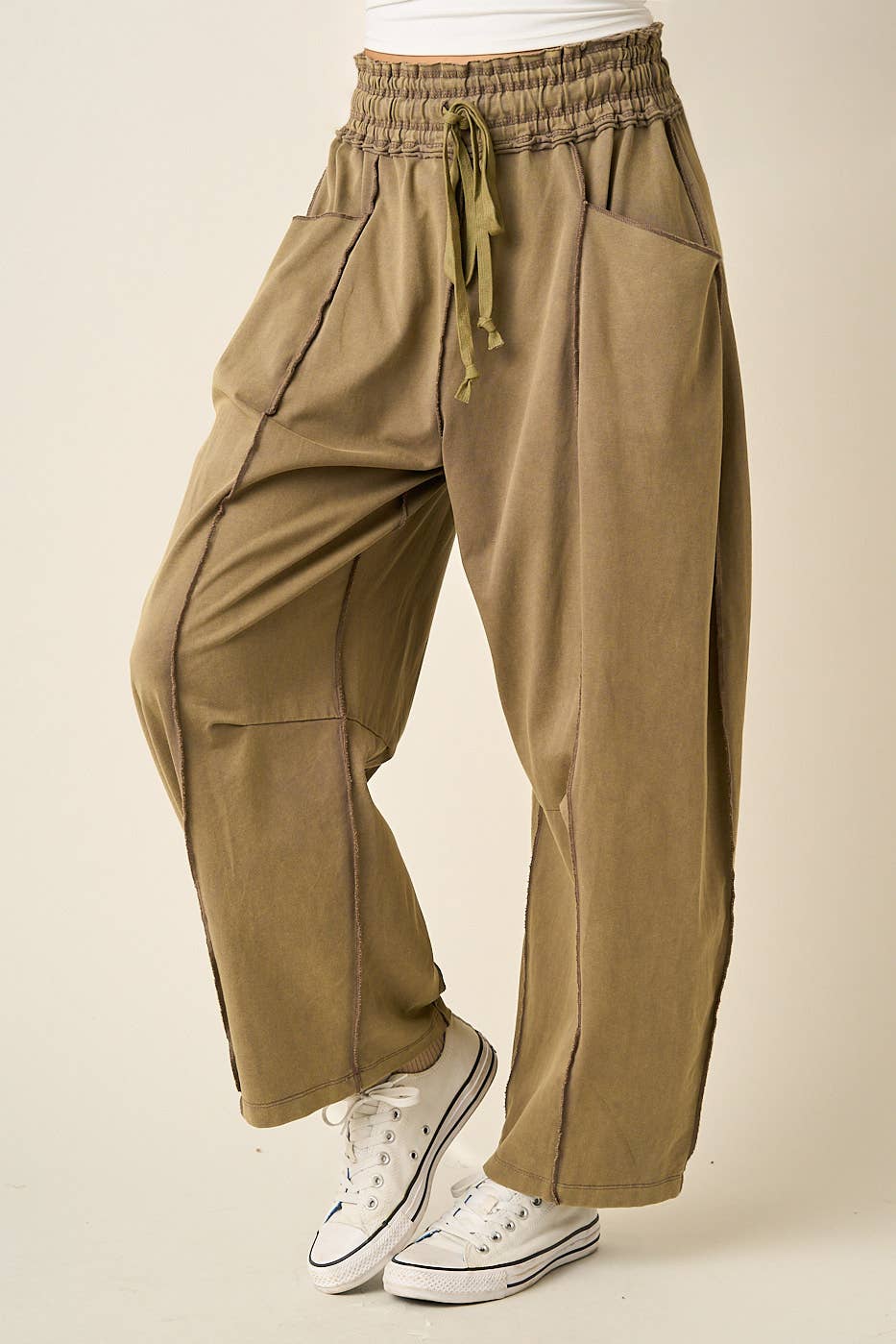 MINERAL WASH SEAM DETAIL PULL ON BARREL PANTS: HONEY GOLD / S-M-L(2-2-2)