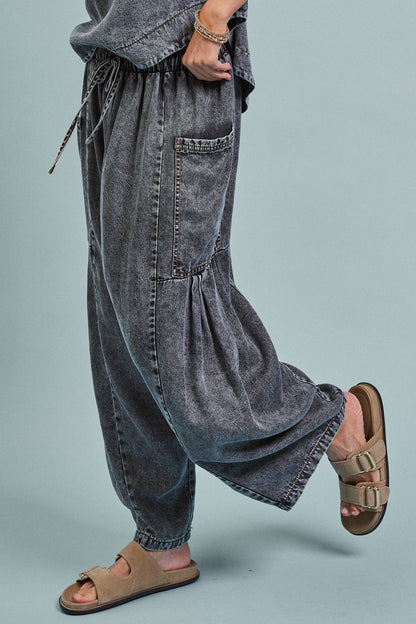 Washed Denim Utility Wide Leg Pants With Cargo Pockets: Pink / S-M-L