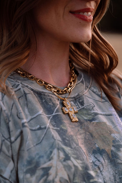 Gold Diamond Cut Curb Chain Necklace