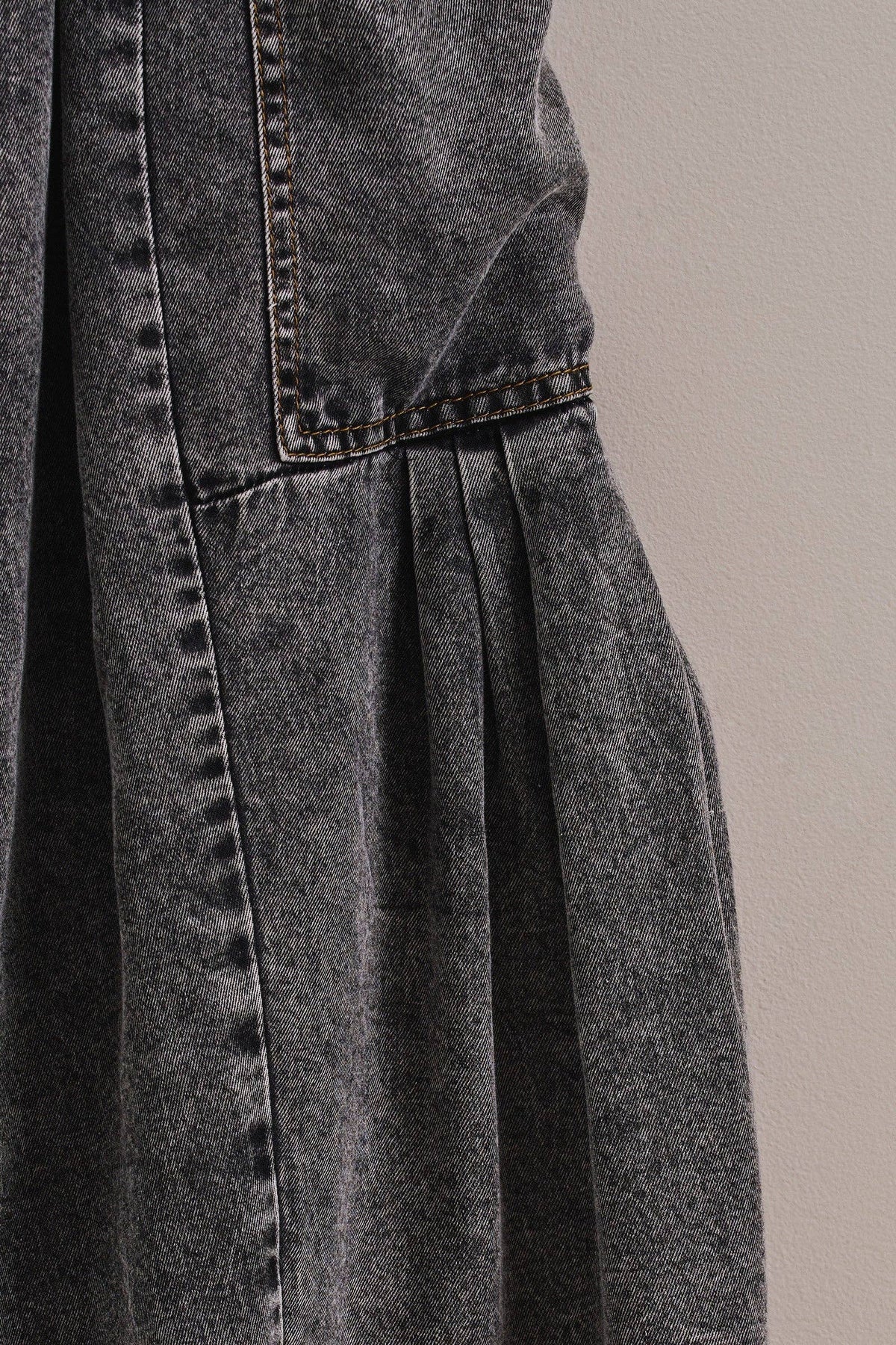 Washed Denim Utility Wide Leg Pants With Cargo Pockets: Pink / S-M-L
